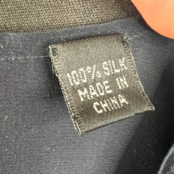 VINTAGE Elie Tahari Black Top Silk Split-Neck Bell Sleeve Pullover Size Large L - Picture 10 of 10